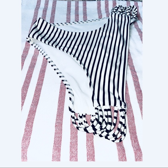 Hollister Swim Bikini Bottom Bathing Suit - Picture 5 of 16